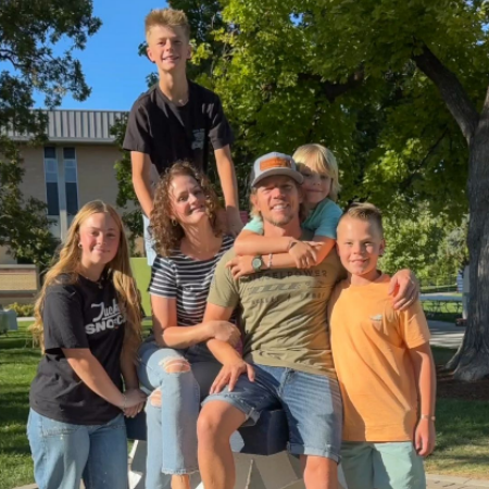 Bonnie Hoellein with her husband Joel, and their children.